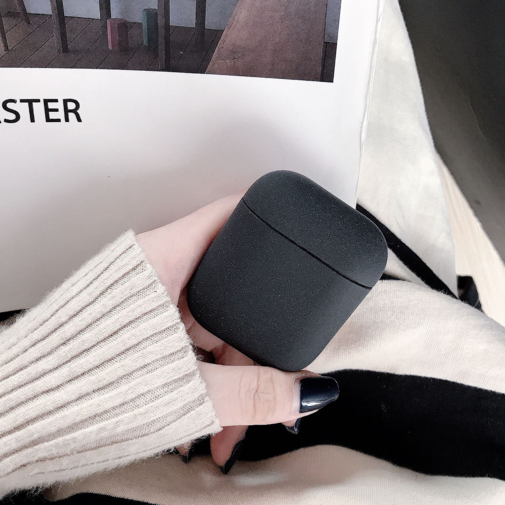 Wireless Bluetooth Earbud Charging Case Protective Cover With Clip