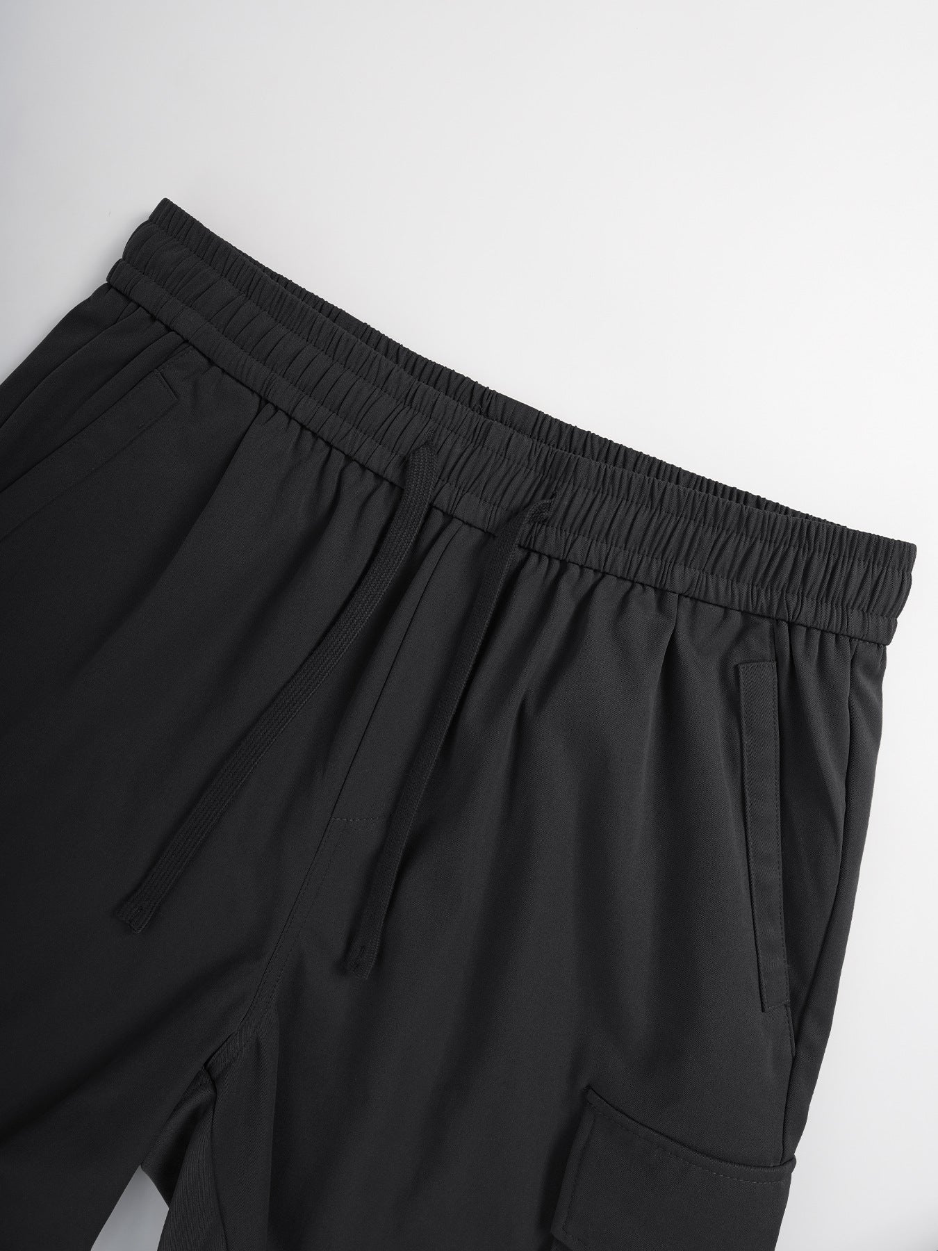 Cropped Work-Ready Bottoms Delivering Rugged Summer Urban Comfort-Theone Apparel