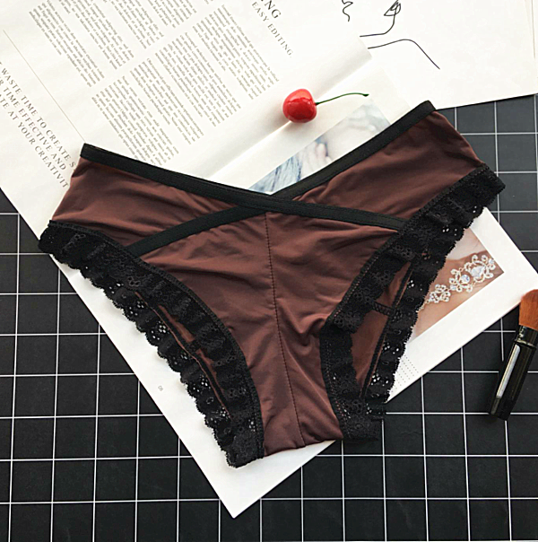 Single Solid Color Lace Lined High Waist Briefs